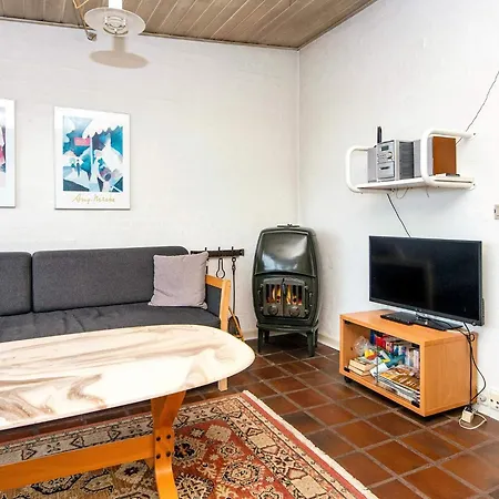 6 Person In Henne-by Traum Holiday home