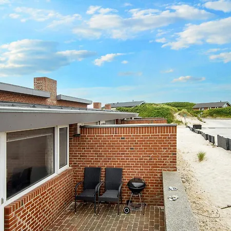 Holiday home 6 Person In Henne-by Traum *