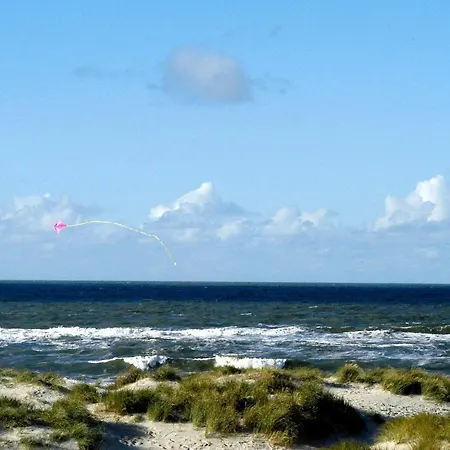 Holiday home 6 Person In Henne-by Traum Henne Strand